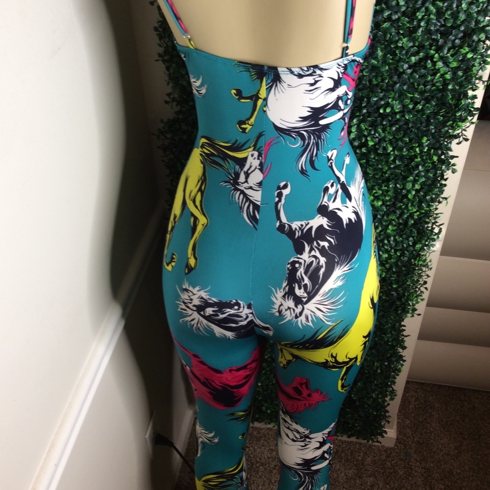 Sexy women’s bodysuit - Picture 3 of 4